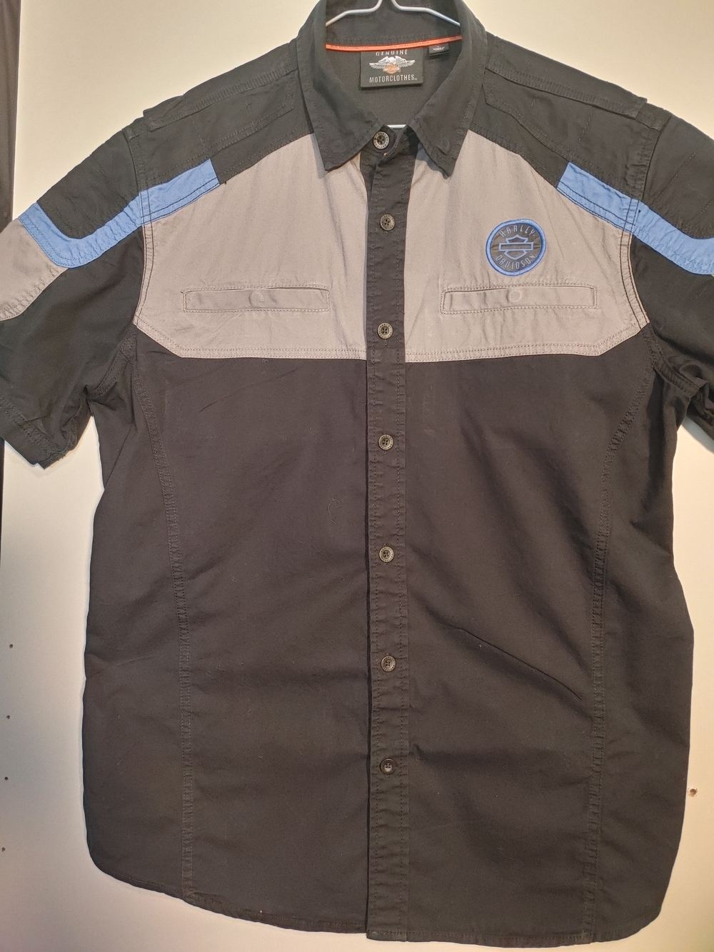 Harley-Davidson Black & Gray Short Sleeve Button Shirt with Blue Accents
